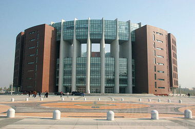 學海無涯 盤點內地最美的50座大學圖書館 下